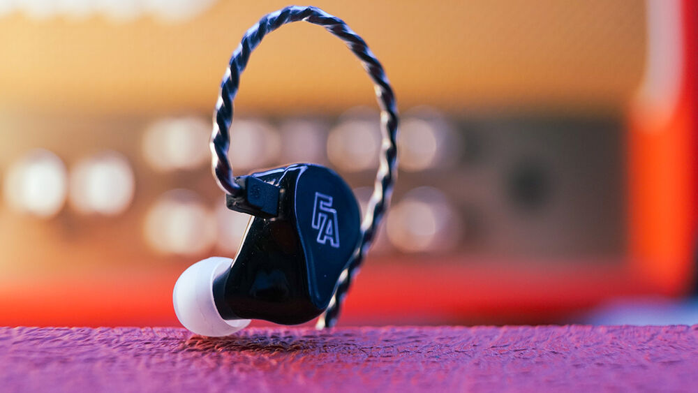 In Ear Monitor FA666 